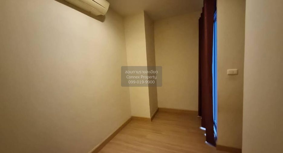 For rent 2 bedrooms condo in Thon Buri, Bangkok