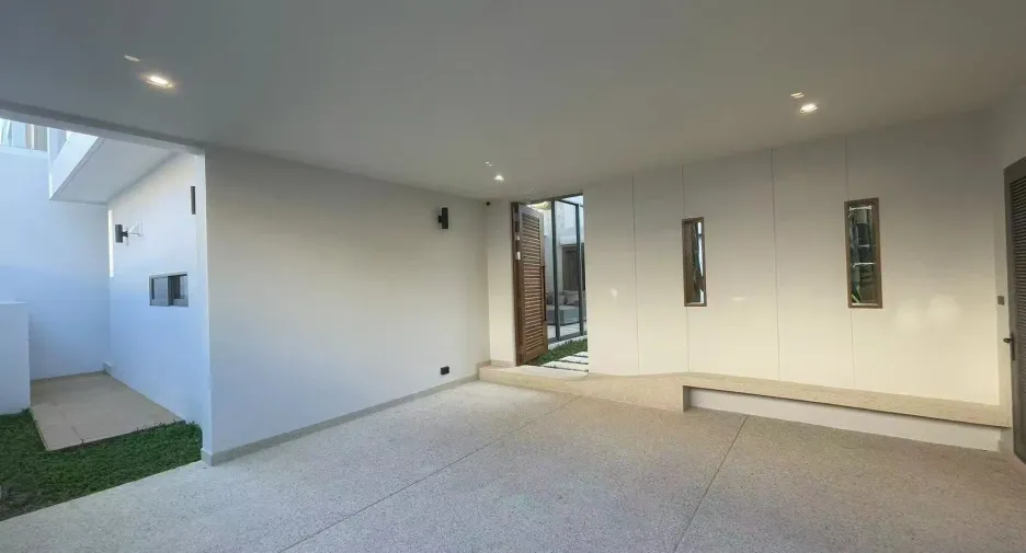 For sale 3 bedrooms villa in Thalang, Phuket