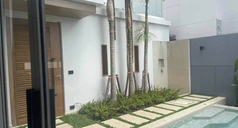 For sale 3 bedrooms villa in Thalang, Phuket