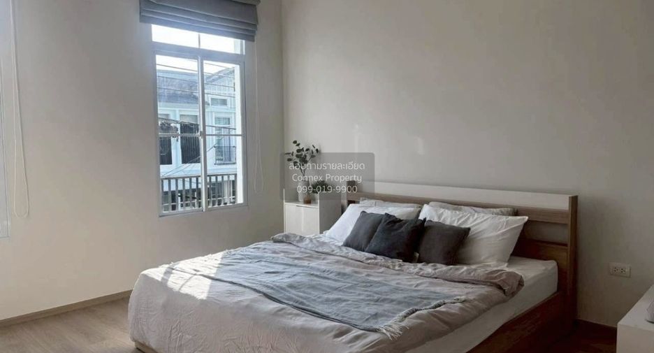 For rent 3 bedrooms townhouse in Prawet, Bangkok