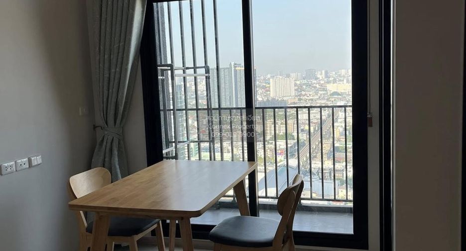 For rent 2 bedrooms condo in Bang Phlat, Bangkok