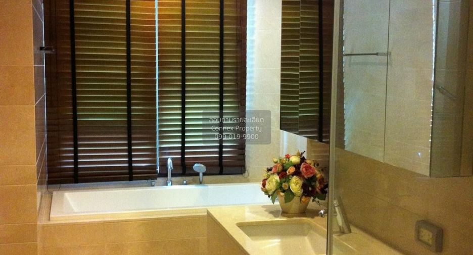 For rent 1 bed condo in Pathum Wan, Bangkok