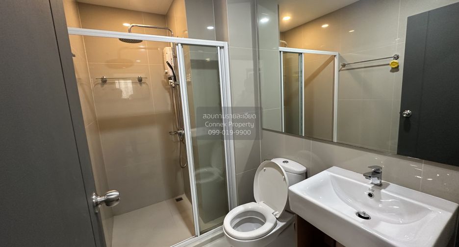 For rent 2 bedrooms condo in Bang Na, Bangkok