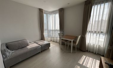 For rent 2 bedrooms condo in Bang Na, Bangkok