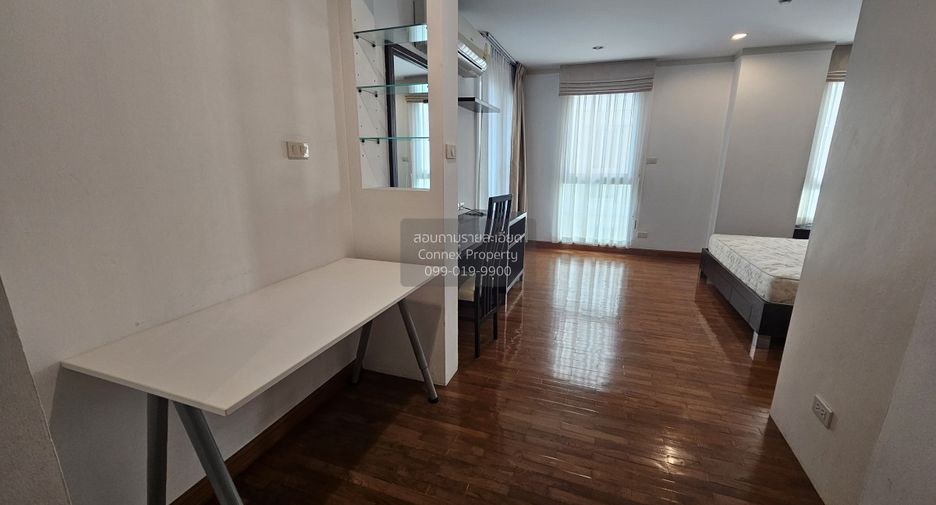 For rent 1 bed condo in Yan Nawa, Bangkok