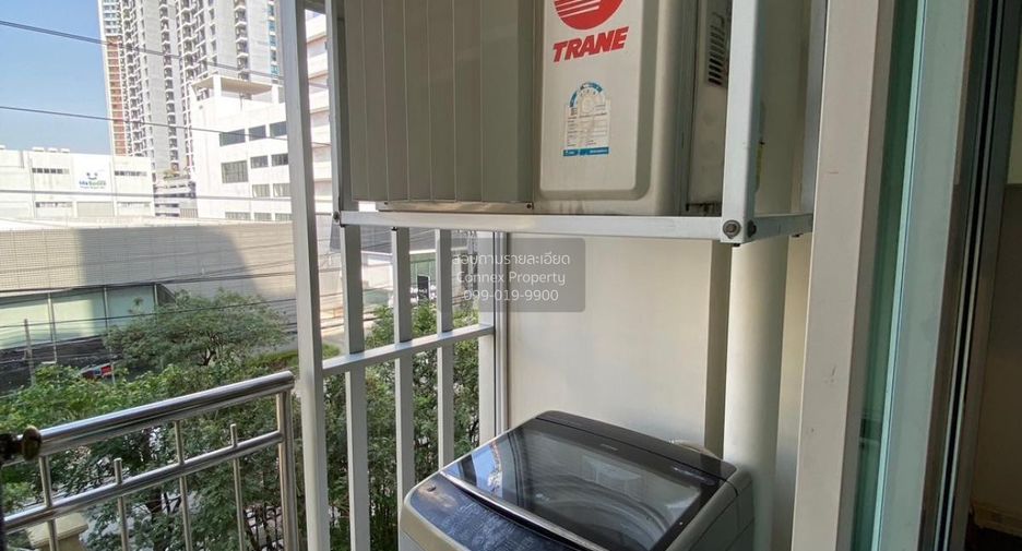 À louer 1 chambre condo à Huai Khwang, Bangkok