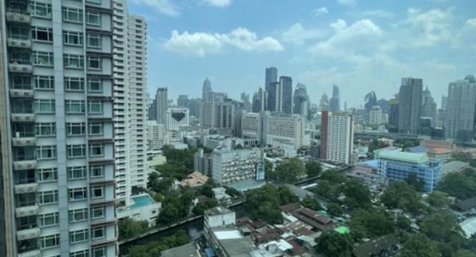 For rent 1 bed condo in Watthana, Bangkok