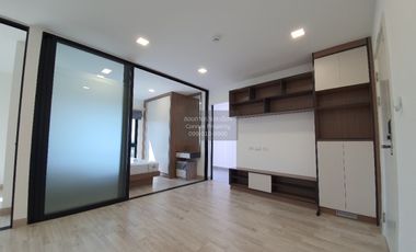 For rent 2 bedrooms condo in Bang Kapi, Bangkok
