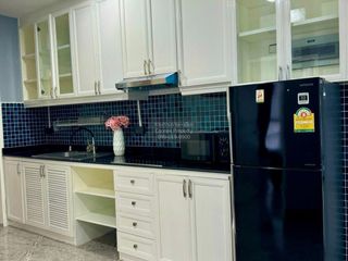 For rent 2 bedrooms condo in Ratchathewi, Bangkok