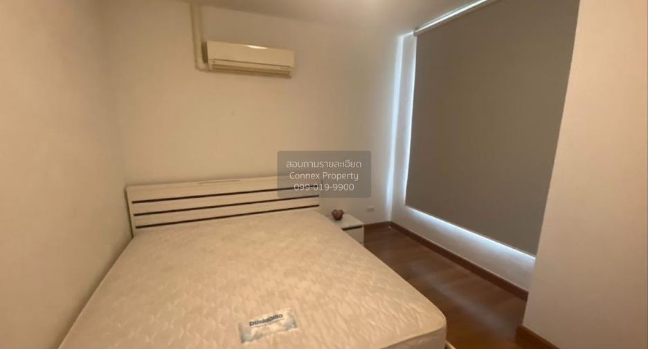 For rent 2 bedrooms condo in Thon Buri, Bangkok