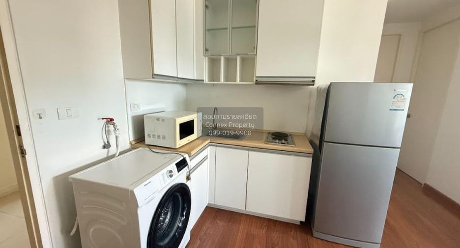 For rent 2 bedrooms condo in Thon Buri, Bangkok