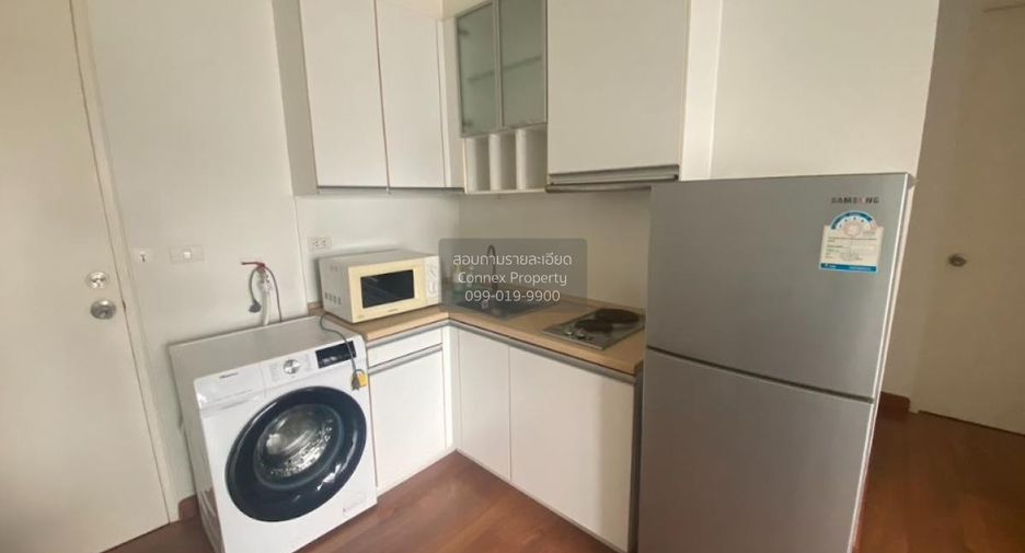 For rent 2 bedrooms condo in Thon Buri, Bangkok