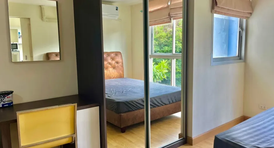 For sale and for rent studio condo in Phra Khanong, Bangkok