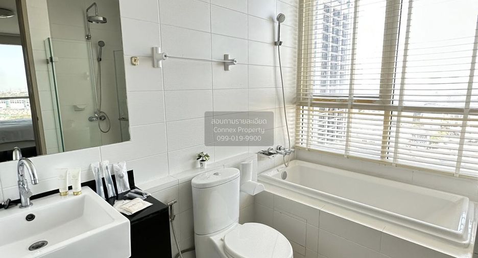 For rent 2 bedrooms condo in Phaya Thai, Bangkok
