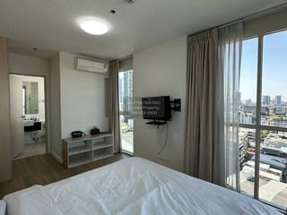 For rent 2 bedrooms condo in Phaya Thai, Bangkok