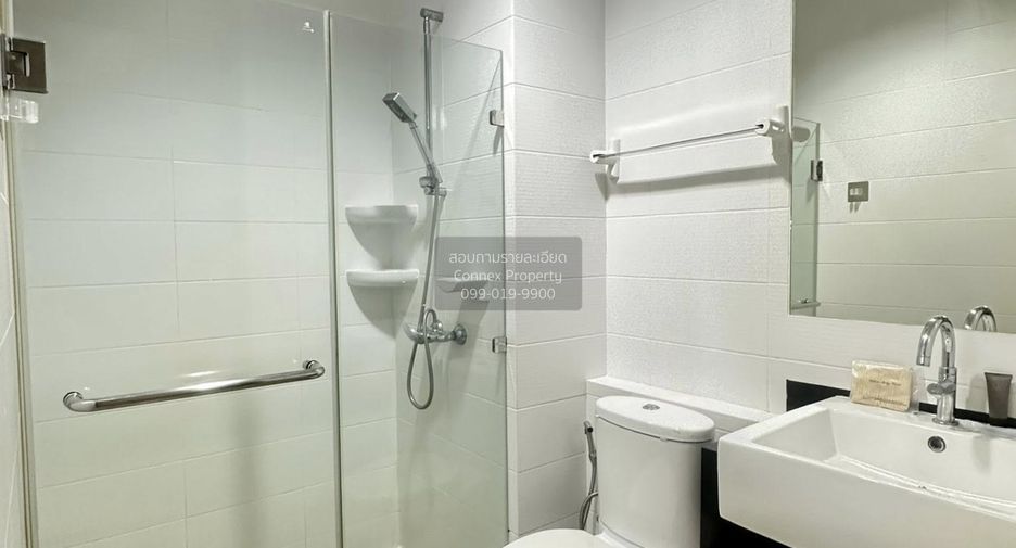 For rent 2 bedrooms condo in Phaya Thai, Bangkok