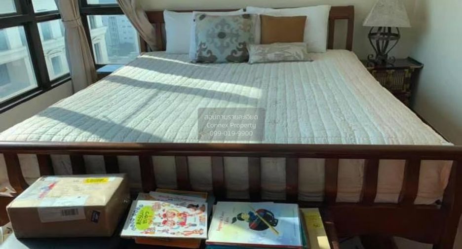 For rent 3 bedrooms condo in Pathum Wan, Bangkok