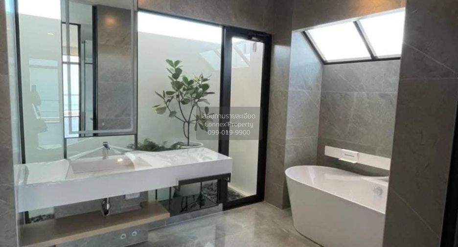 Аренда 4 спальни дом в Bang Phli, Самутпракан