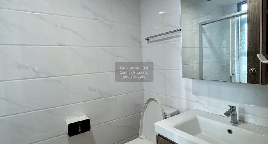 For rent 2 bedrooms condo in Huai Khwang, Bangkok