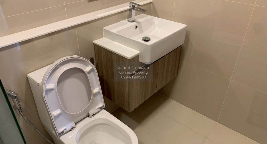 For rent 1 bed condo in Phra Khanong, Bangkok