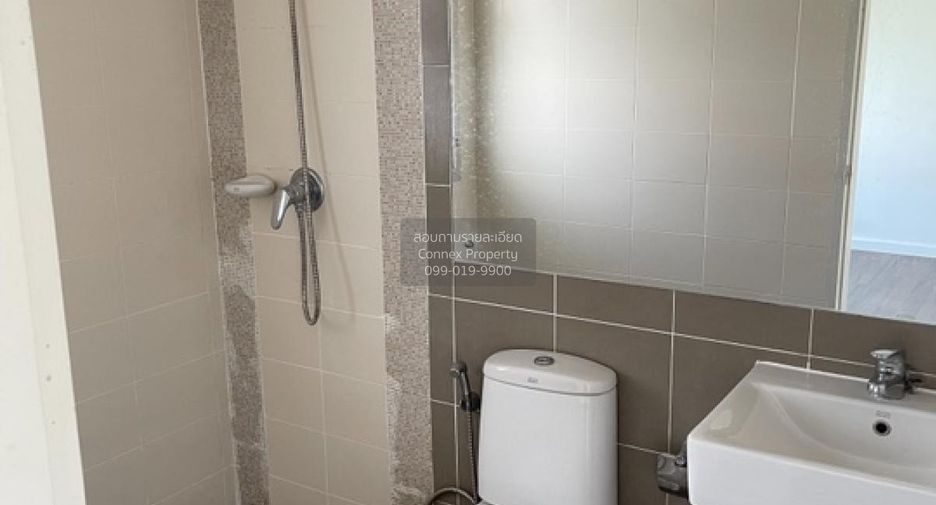 For rent 3 ベッドルーム townhouse in Rat Burana, Bangkok