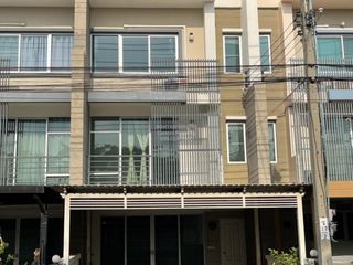 For rent 3 ベッドルーム townhouse in Rat Burana, Bangkok