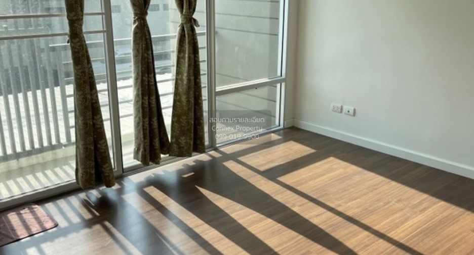 For rent 3 ベッドルーム townhouse in Rat Burana, Bangkok