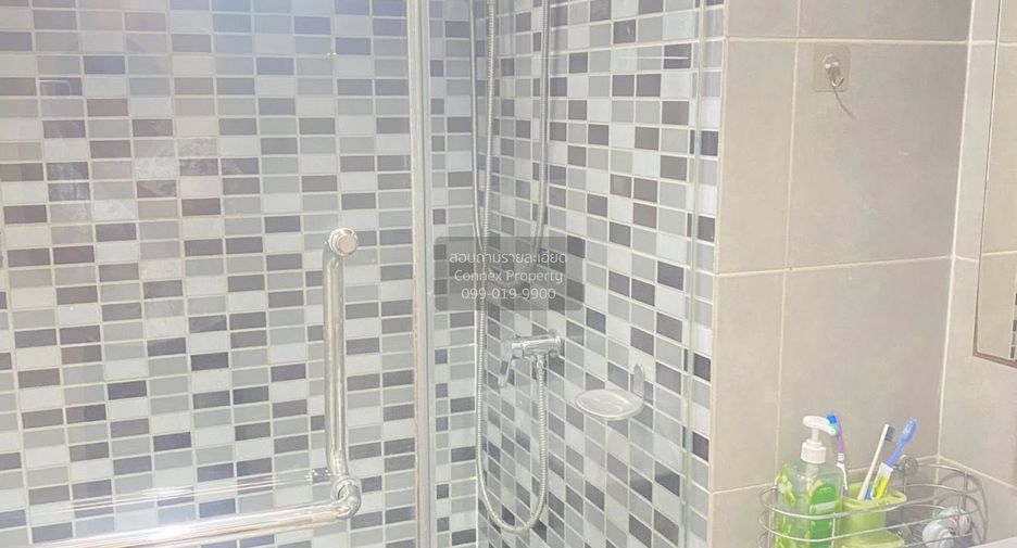 For rent 2 bedrooms condo in Phasi Charoen, Bangkok