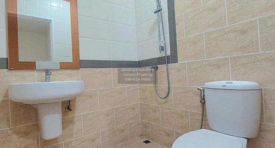 Аренда 4 спальни таунхаус в Нонг Кхаем, Бангкок