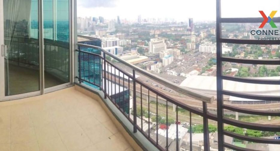 À louer 2 chambres condo à Watthana, Bangkok