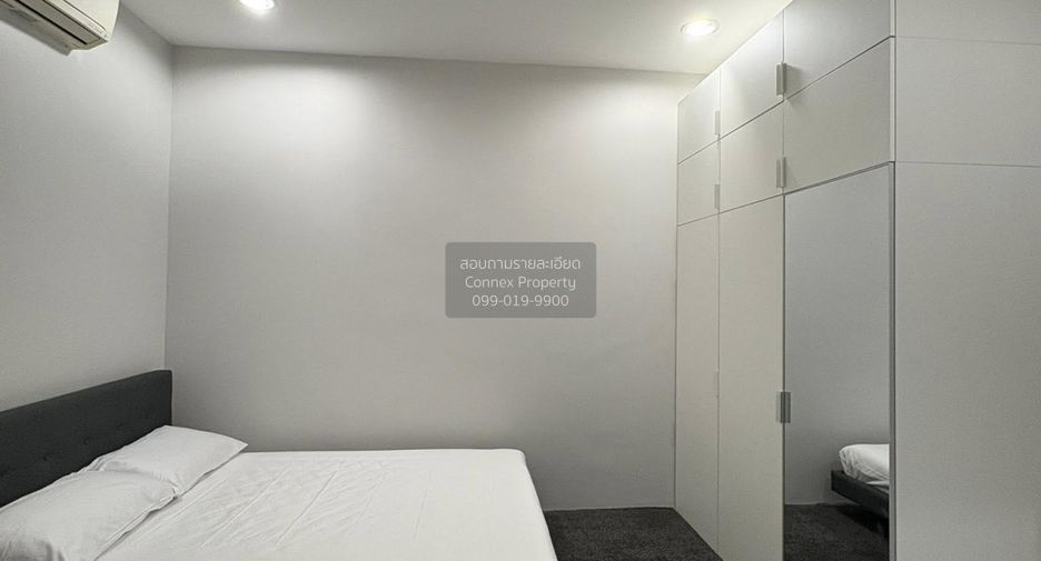 For rent 3 bedrooms condo in Ratchathewi, Bangkok