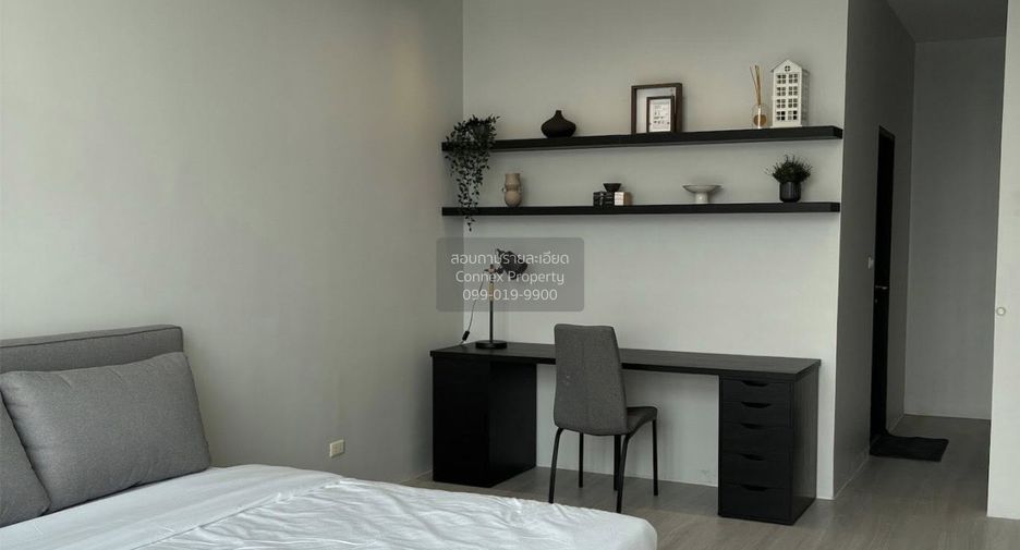 For rent 3 bedrooms condo in Ratchathewi, Bangkok