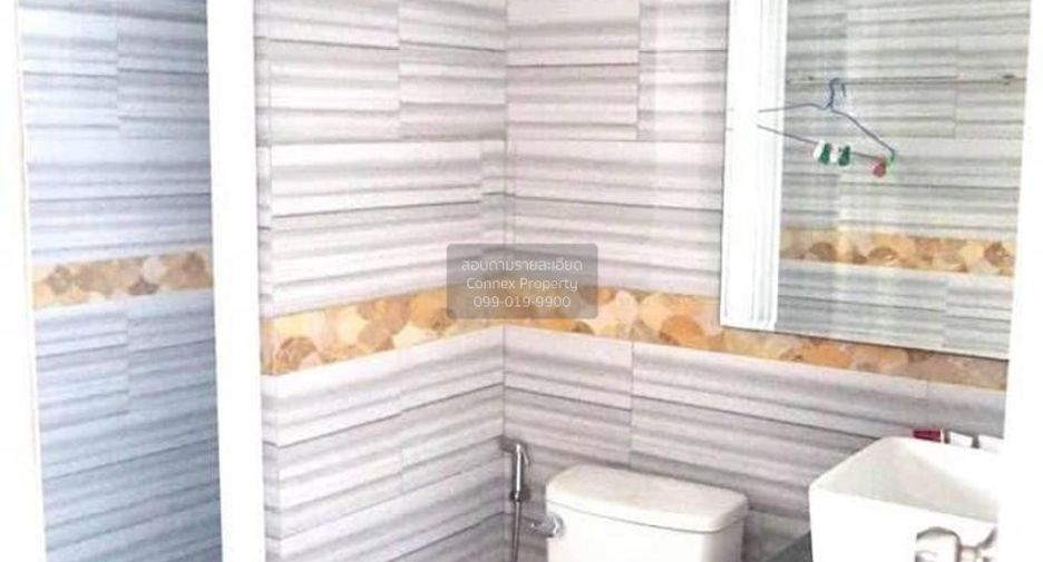 For rent 2 bedrooms condo in Wang Thonglang, Bangkok