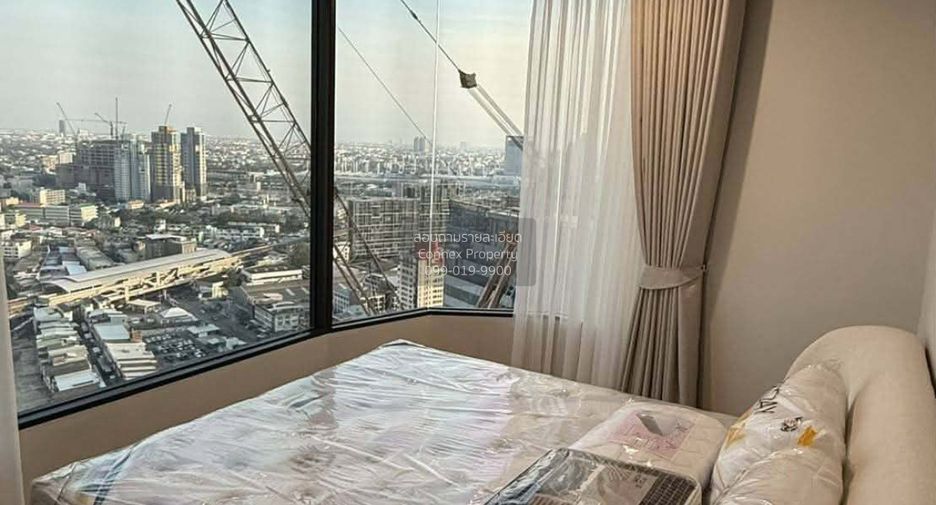 For rent 2 bedrooms condo in Bang Na, Bangkok