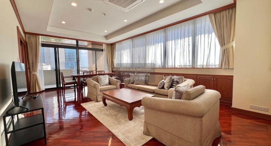 For rent 3 bedrooms condo in Khlong Toei, Bangkok