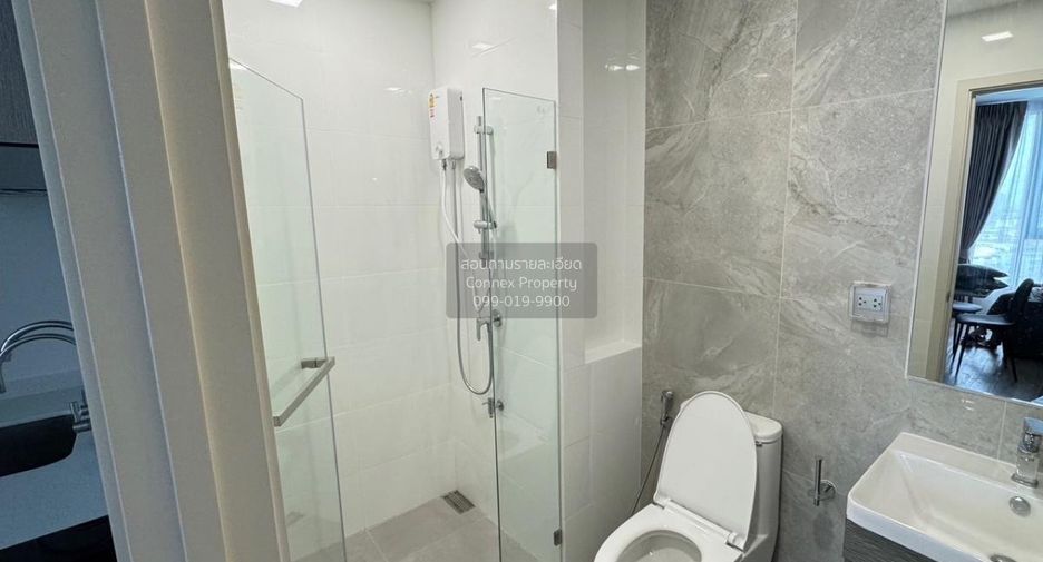 For rent 2 bedrooms condo in Bang Kapi, Bangkok