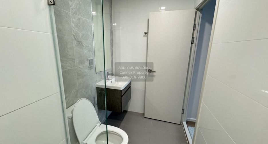 For rent 2 bedrooms condo in Bang Kapi, Bangkok