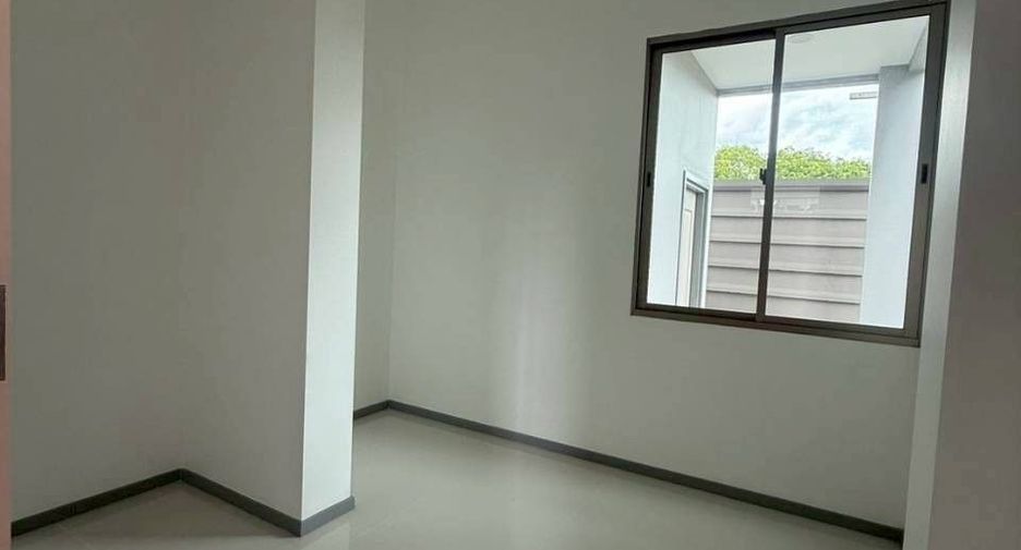 À vendre 5 chambres maison à San Sai, Chiang Mai