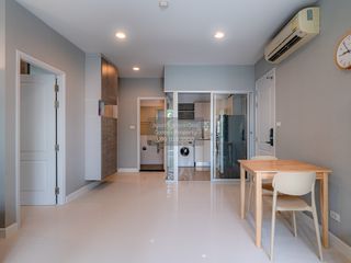 For rent 2 bedrooms condo in Khan Na Yao, Bangkok