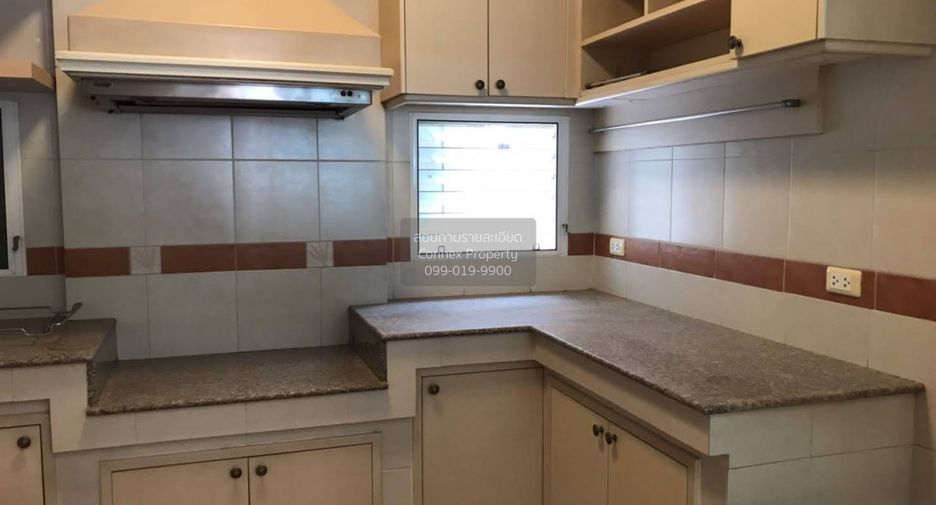 For rent 3 bedrooms house in Prawet, Bangkok