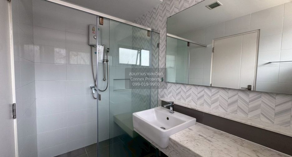 Haus zur Miete mit 4 Zimmer in Bang Phli, Samut Prakan