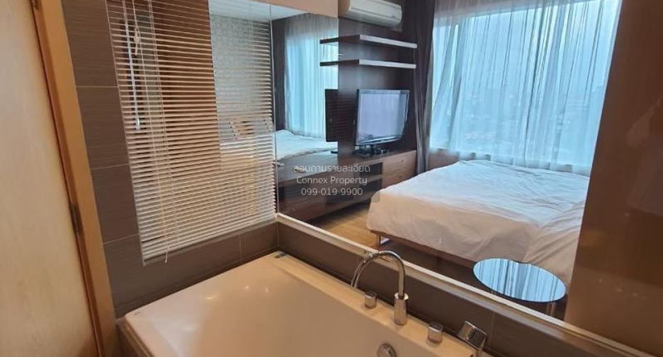 Condo en alquiler de 2 habitaciones en Khlong Toei, Bangkok