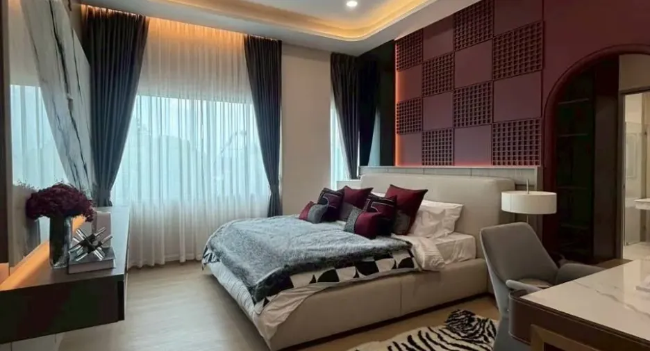 À vendre 4 chambres maison à San Sai, Chiang Mai