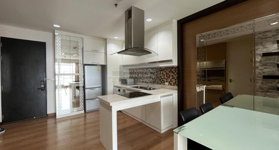 For rent 2 bedrooms condo in Pathum Wan, Bangkok