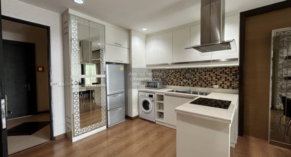 For rent 2 bedrooms condo in Pathum Wan, Bangkok