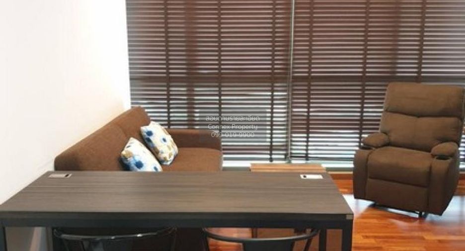 For rent 2 bedrooms condo in Pathum Wan, Bangkok