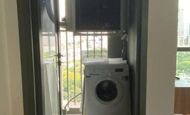 For rent 1 bed condo in Pathum Wan, Bangkok