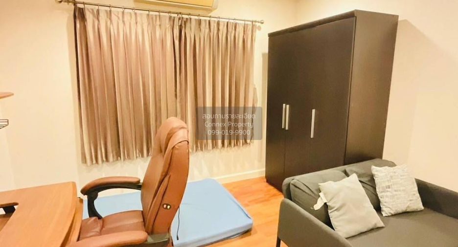 For rent 3 bedrooms townhouse in Prawet, Bangkok