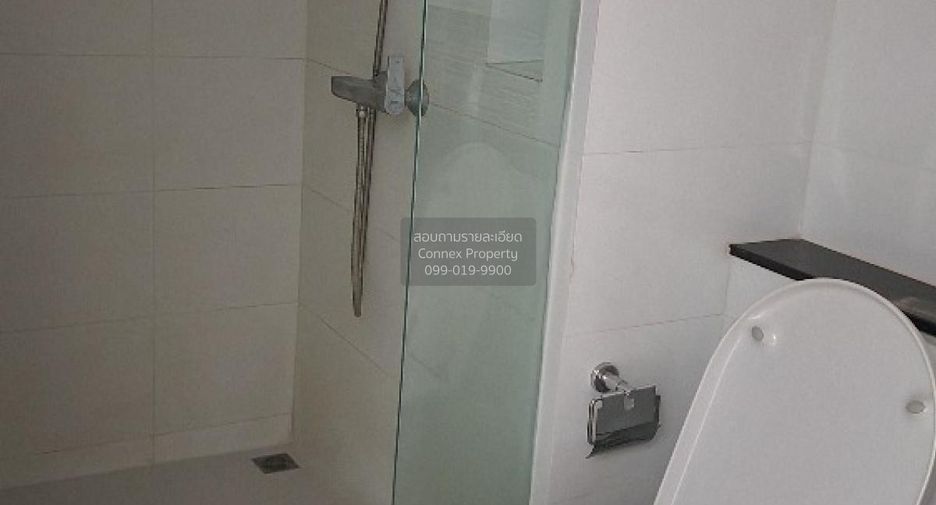 Condo en alquiler de 1 habitaciones en Bang Na, Bangkok