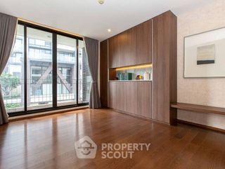 For rent 4 bedrooms condo in Sathon, Bangkok